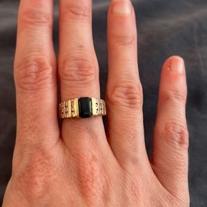 14k Diamond and Sapphire Ring